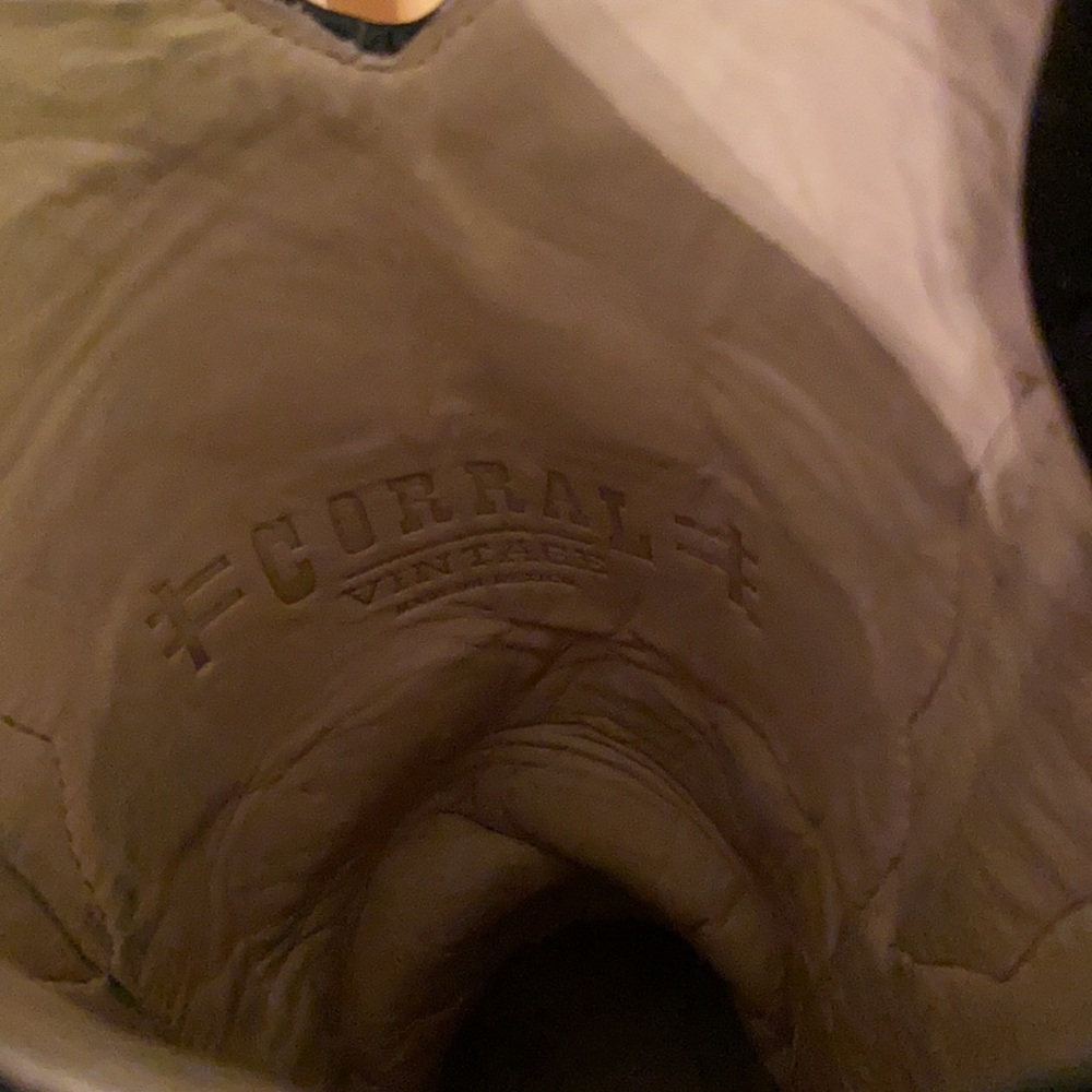 Corral Cowboy Boots *broken in* - Picture 6 of 8
